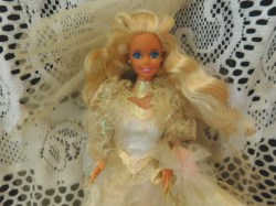 barbie blonde net a